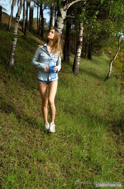22539_1369295996_pisajushhaja-russkaja-devushka-9.jpg